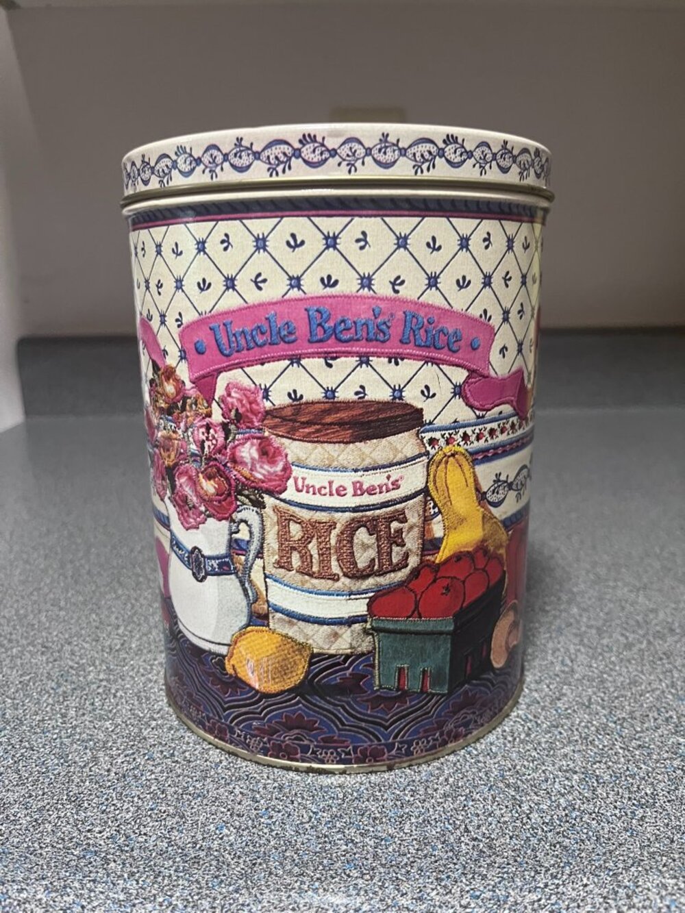 Vintage 1987 Uncle Ben’s Rice Tin Canister Collectible